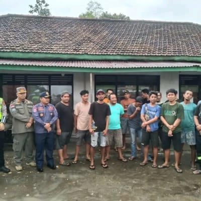 Dishub, Bersama Tim Satpol PP dan Polisi Sosialisasikan Instruksi Gubernur Soal Angkutan Batubara