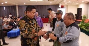 Pj Wako Membuka Kegiatan Pembekalan Pemantau Sekaligus Sosialisasi Pengisian Blanko Aplikasi SIPANTAU
