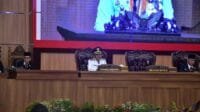 Rapat Paripurna DPRD Mura Mendengarkan Pidato Bupati Hj. Ratna Machmud