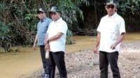 Waka II DPRD Muratara bersama dan Anggota Komisi III Sidak Tambang Ilegal
