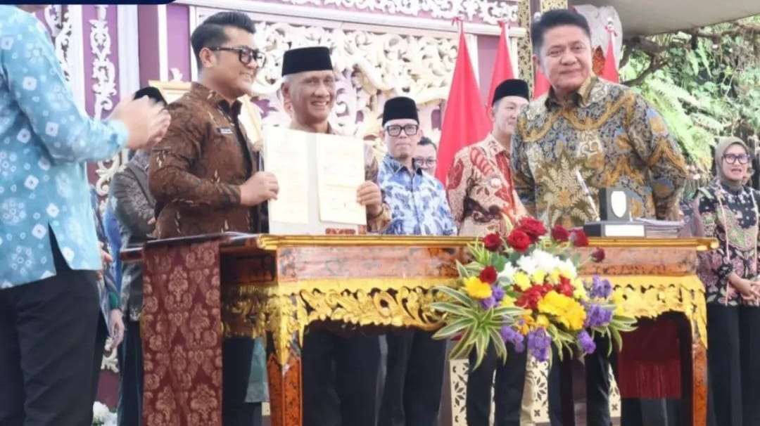 Wakil Wali Kota H. Rustam Effendi Penandatanganan MoU Antara Pemda se-Sumsel Dengan BPS