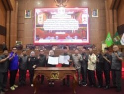 Paripurna Penandatanganan Nota Kesepahaman MoU dan Penetapan Keputusan Propemperda DPRD dan Pemkab Mura