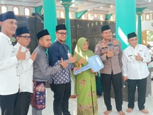 Muratara Berkah: Pemkab Muratara Bersholawat Bersama H. Devi Suhartoni dan KH. Kamil Hamid